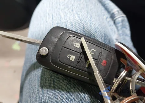 2016 Chevrolet Cruze Limited 1Lt Auto from USA, damaged, VIN 1G1PE5SB0G7108737